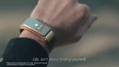 Love with Huawei TalkBand B2: Love life and life will love you back in his eyes 